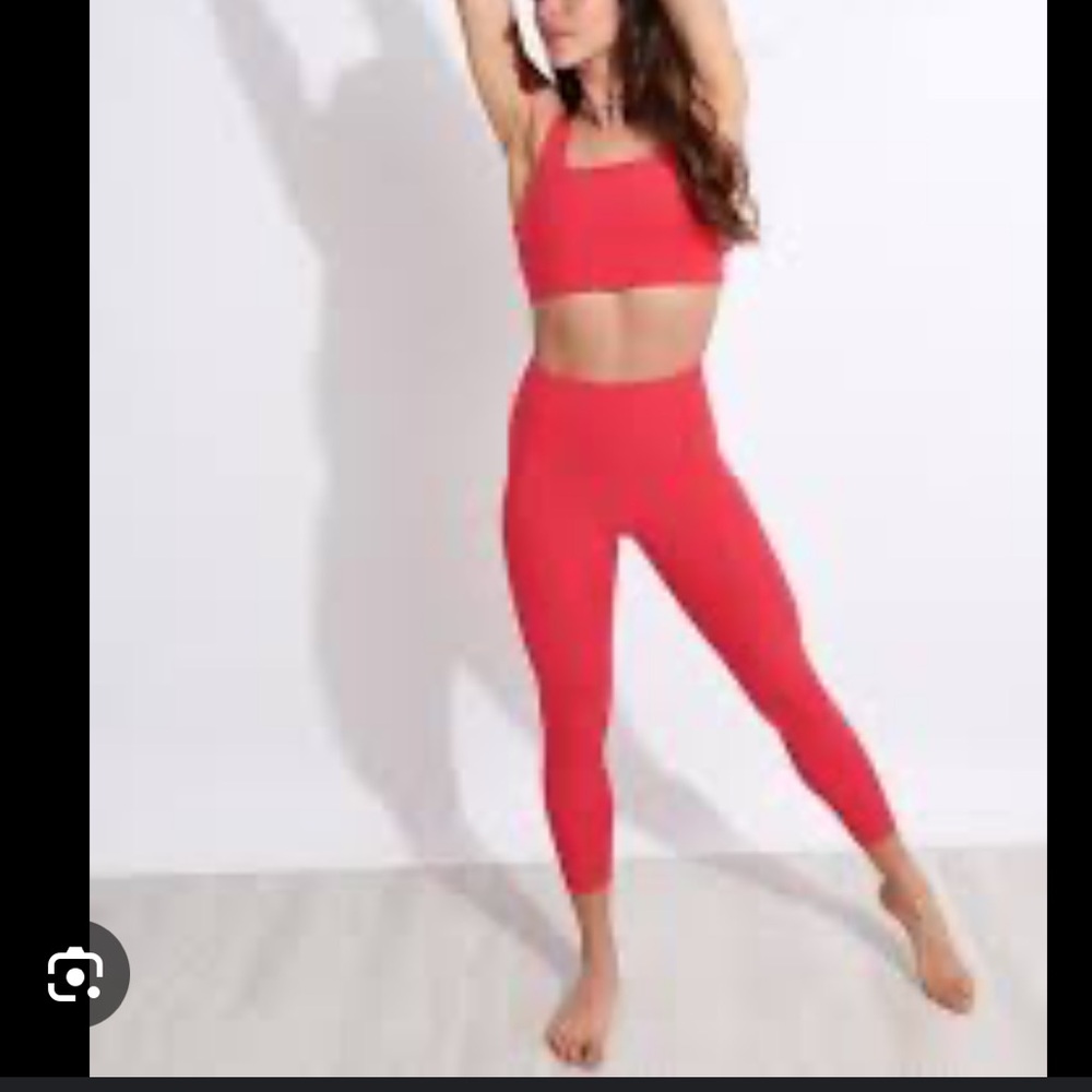 Set - Girlfriend Collective Workout Bra & Leggings - Geranium